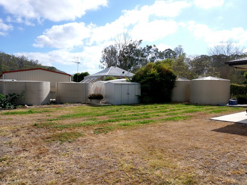 5 Burrows Street, Moore QLD 4306