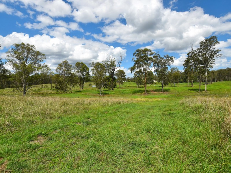 240 McLeod Lane, Delaneys Creek QLD 4514