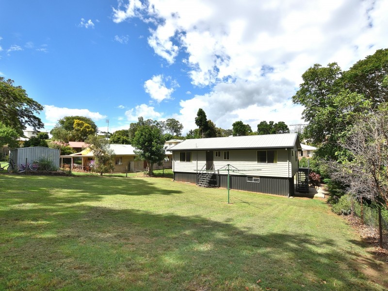 13 Wallis Street, Kilcoy QLD 4515