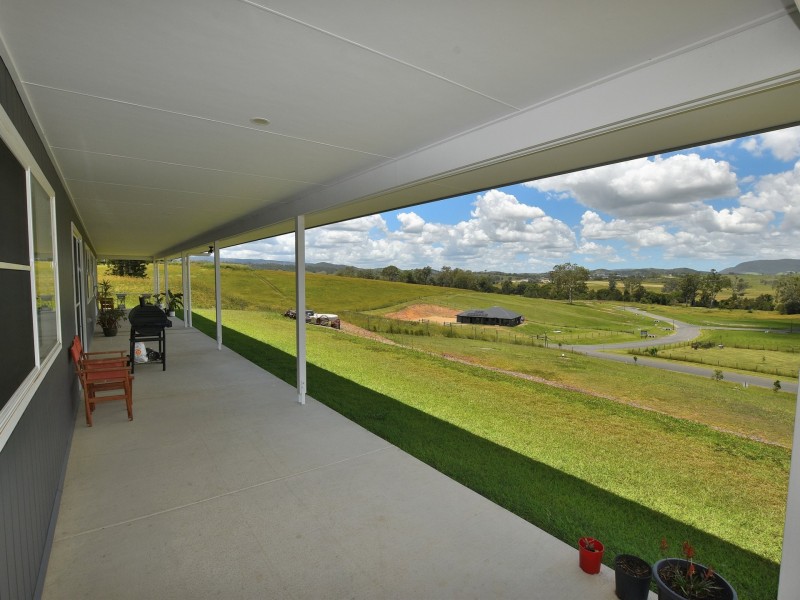 15 PINE TREE DRIVE, Winya QLD 4515