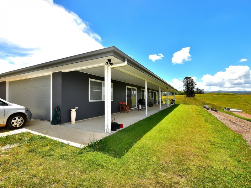 15 PINE TREE DRIVE, Winya QLD 4515