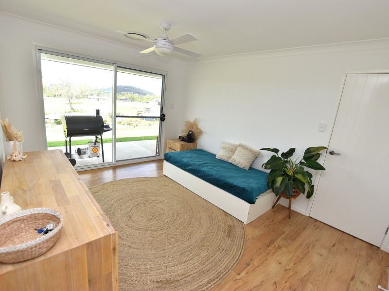 15 PINE TREE DRIVE, Winya QLD 4515