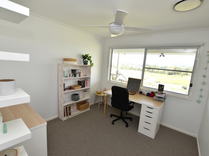 15 PINE TREE DRIVE, Winya QLD 4515