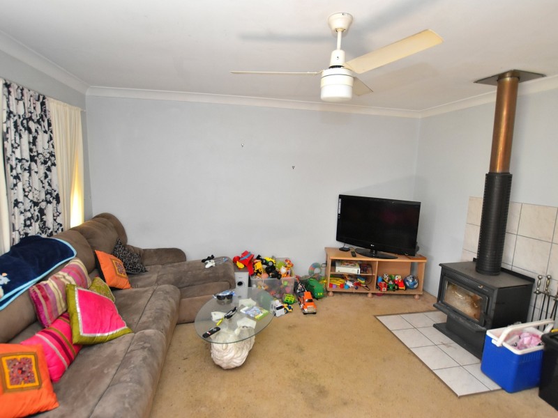 3 Hendy Street, Woodford QLD 4514