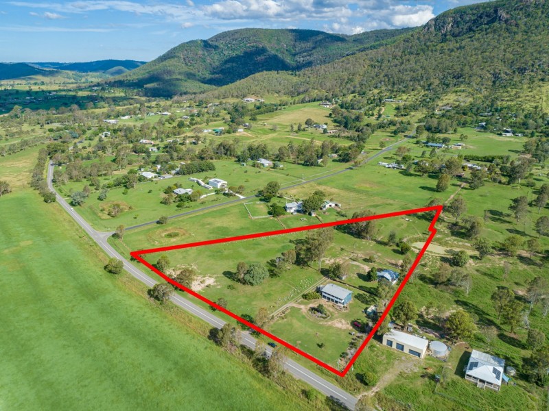 1405 Neurum Road, Mount Archer QLD 4514
