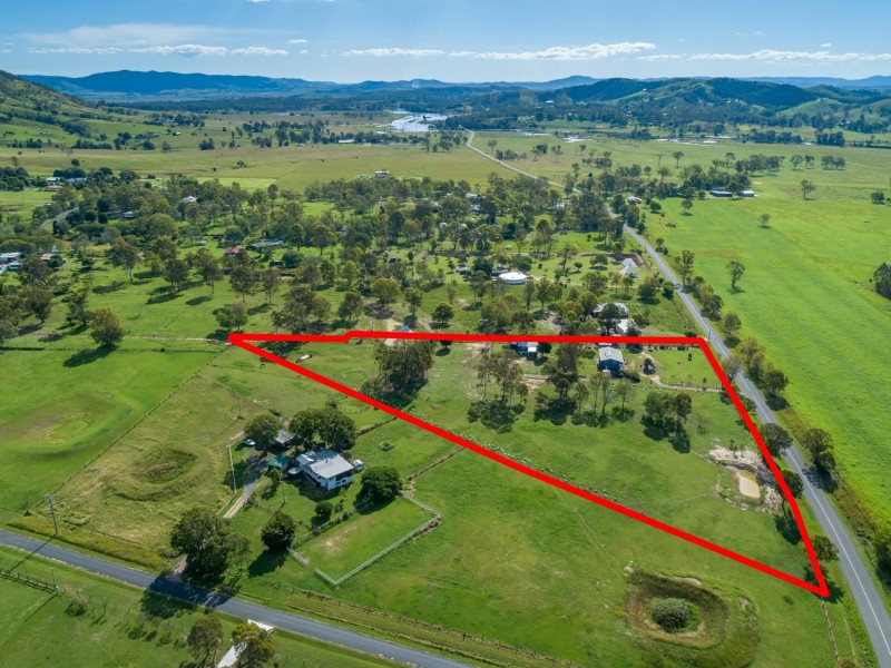 1405 Neurum Road, Mount Archer QLD 4514