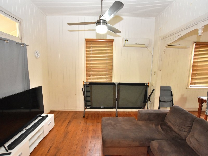 33 Royston Street, Kilcoy QLD 4515