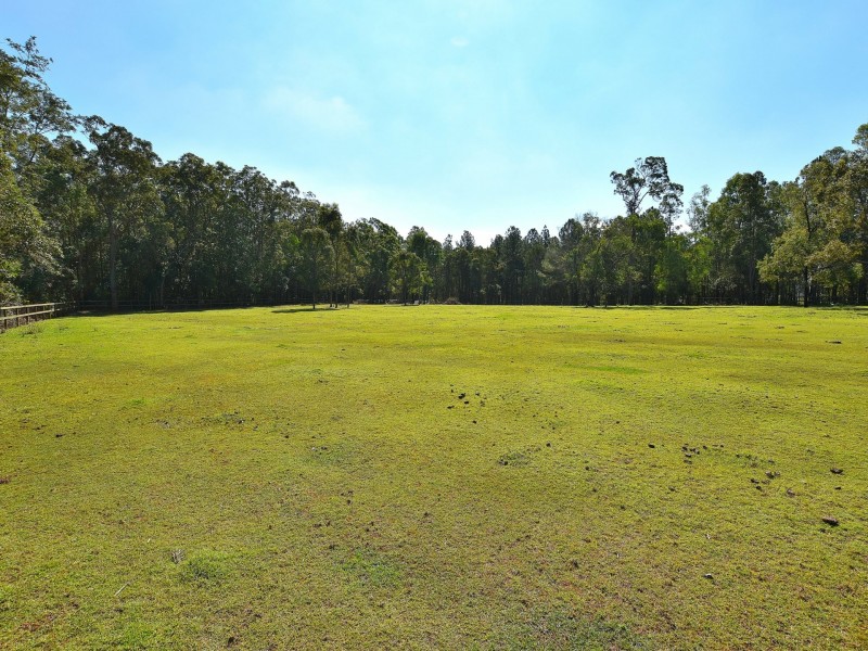 31 Mimosa Street, Woodford QLD 4514