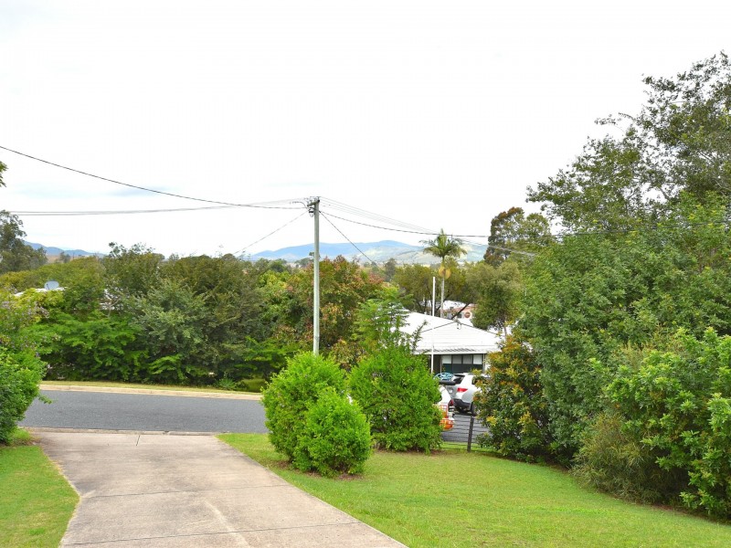 8 Stewart Street, Kilcoy QLD 4515