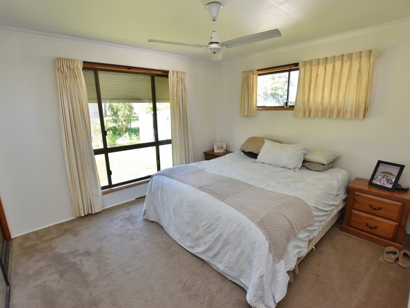 32 Robson Street, Kilcoy QLD 4515