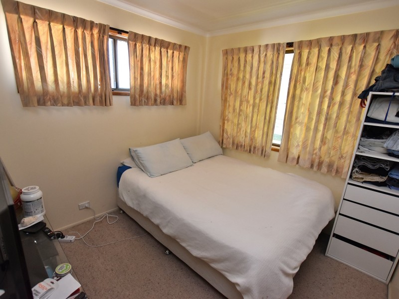 32 Robson Street, Kilcoy QLD 4515