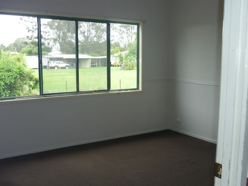 190 Kianawah Rd, Wynnum West QLD 4178