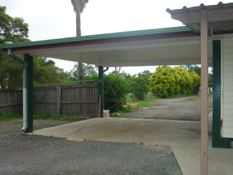 190 Kianawah Rd, Wynnum West QLD 4178