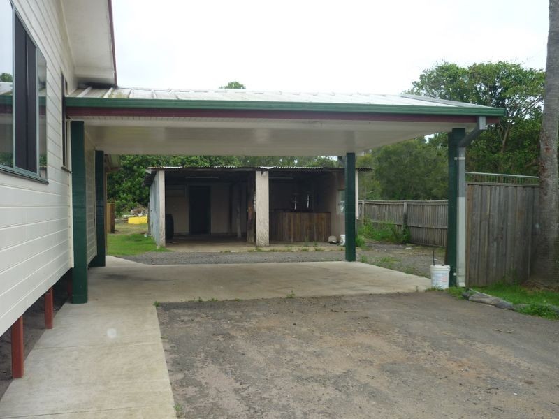 190 Kianawah Rd, Wynnum West QLD 4178