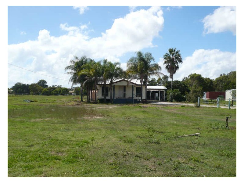 190 Kianawah Rd, Wynnum West QLD 4178