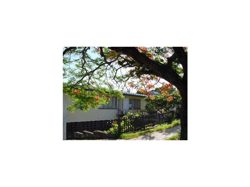 1/17 Ernest Street, Manly QLD 4179