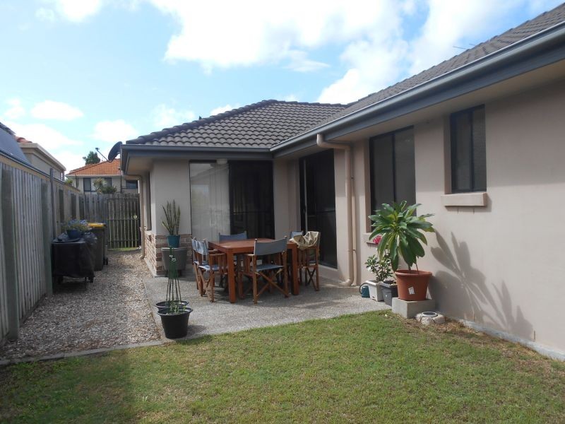 24 Ross Place, Wakerley QLD 4154