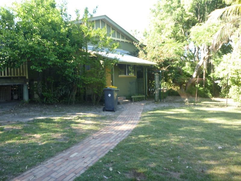 64 Wassell Street, Wynnum North QLD 4178
