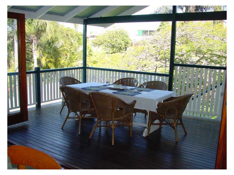 151 Carlton Terrace, Manly QLD 4179