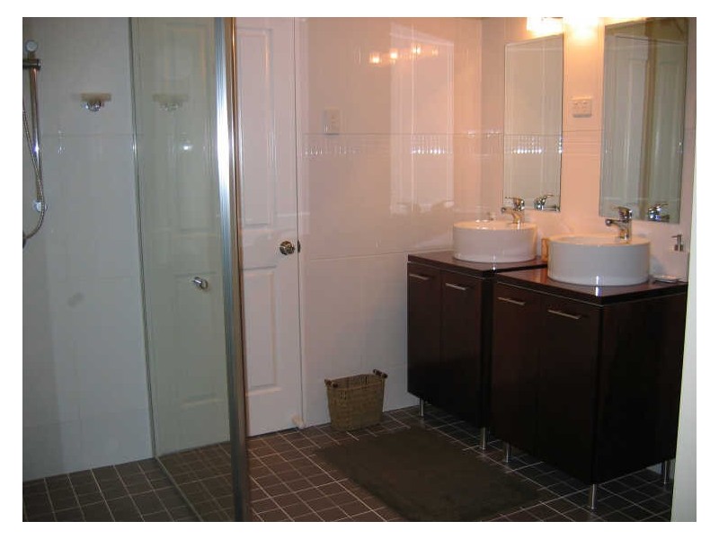 151 Carlton Terrace, Manly QLD 4179