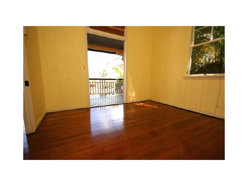 78 Kingsbury Tce, Norman Park QLD 4170