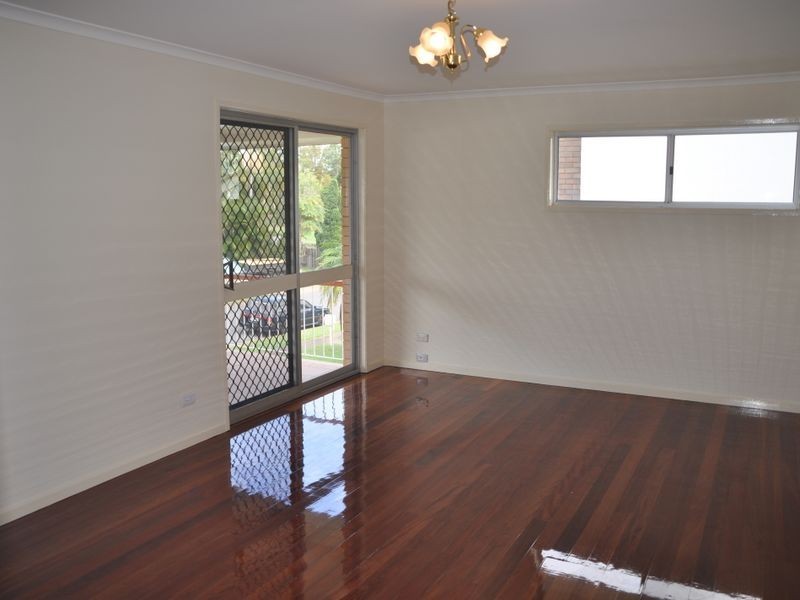 27 Rosedene Street, Manly West QLD 4179