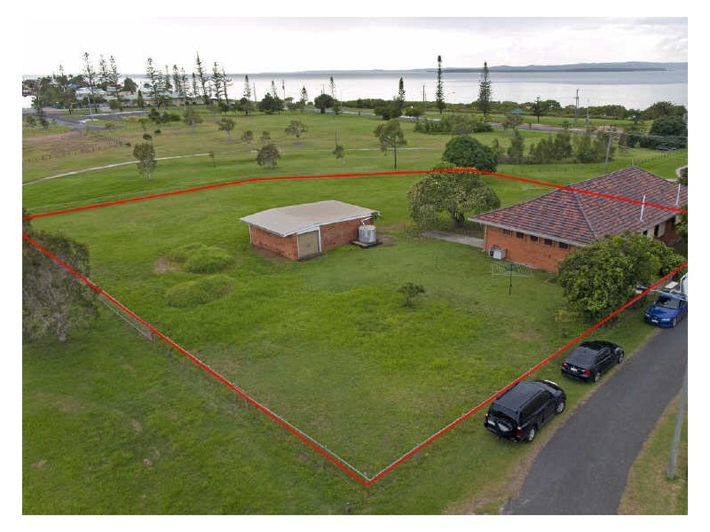 48 Little Shore Street, Cleveland QLD 4163