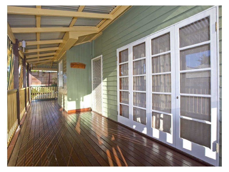 29 Haig Street, Wynnum West QLD 4178