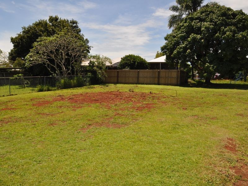 35 Haig Street, Wynnum West QLD 4178
