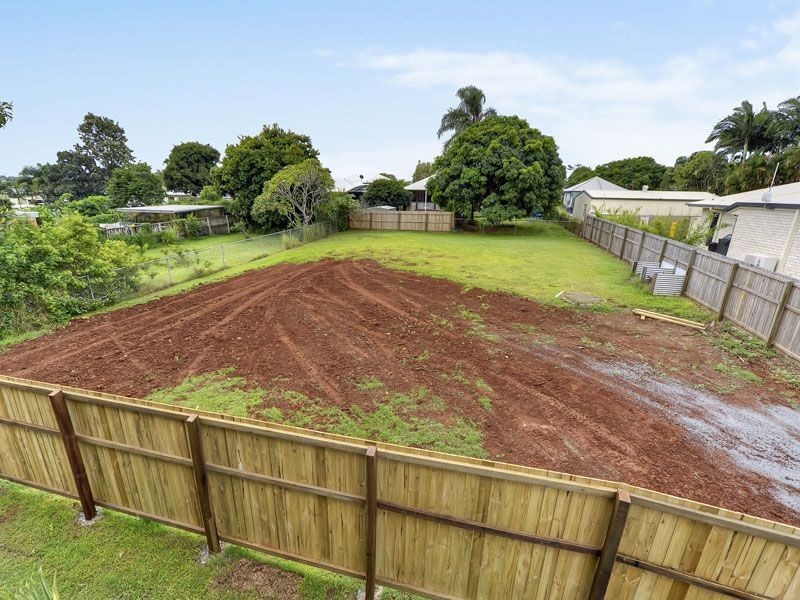 35 Haig Street, Wynnum West QLD 4178