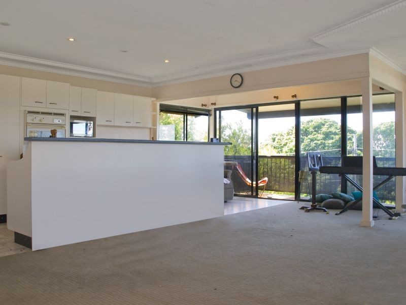 72 Akonna Street, Wynnum QLD 4178