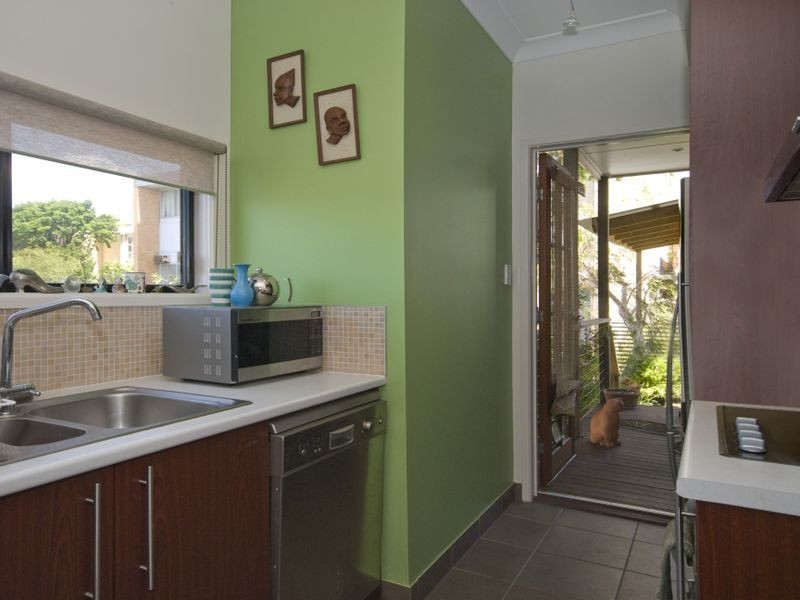 72 Akonna Street, Wynnum QLD 4178