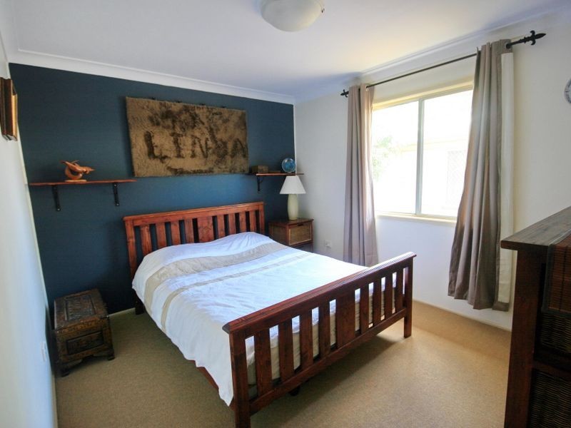 331 Whites Rd, Lota QLD 4179