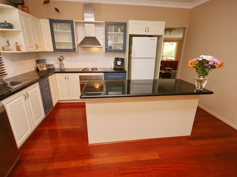 134 Hindes St, Lota QLD 4179