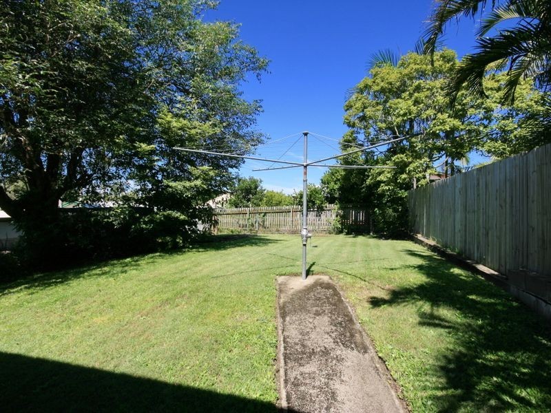 56 Hindes St, Lota QLD 4179