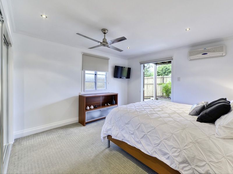 35 Haig St, Wynnum West QLD 4178
