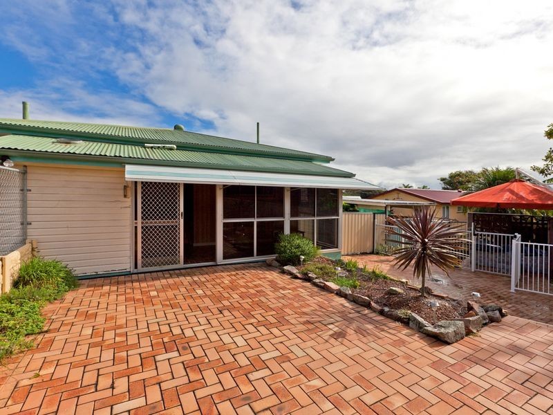 6 Banoon Drive, Wynnum QLD 4178