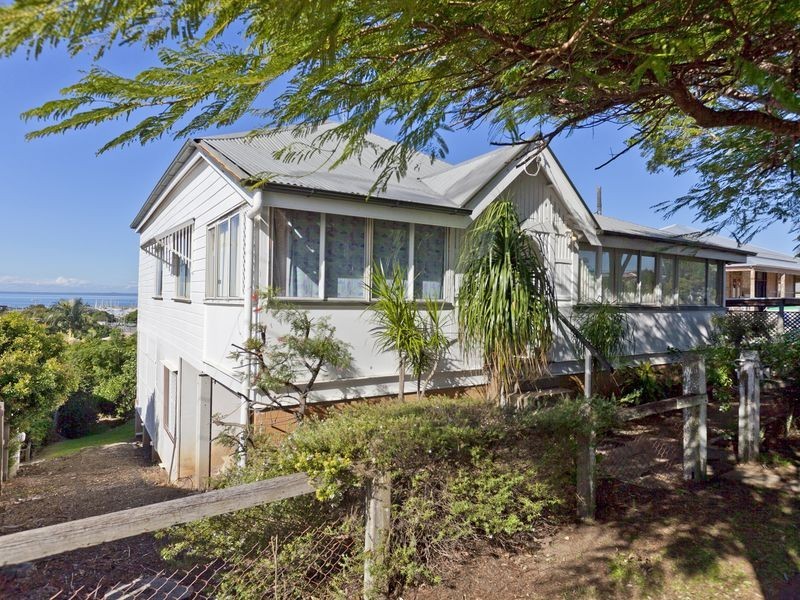 146 Carlton Terrace, Manly QLD 4179