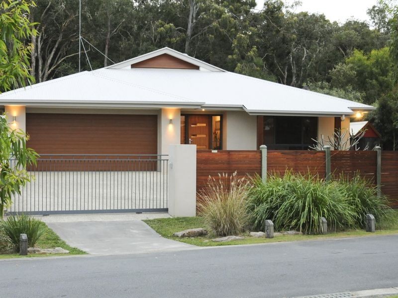 2 Scribbly Close, Lota QLD 4179