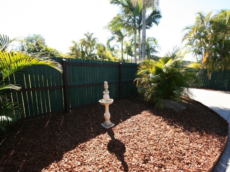 30 Miles Crescent, Manly West QLD 4179