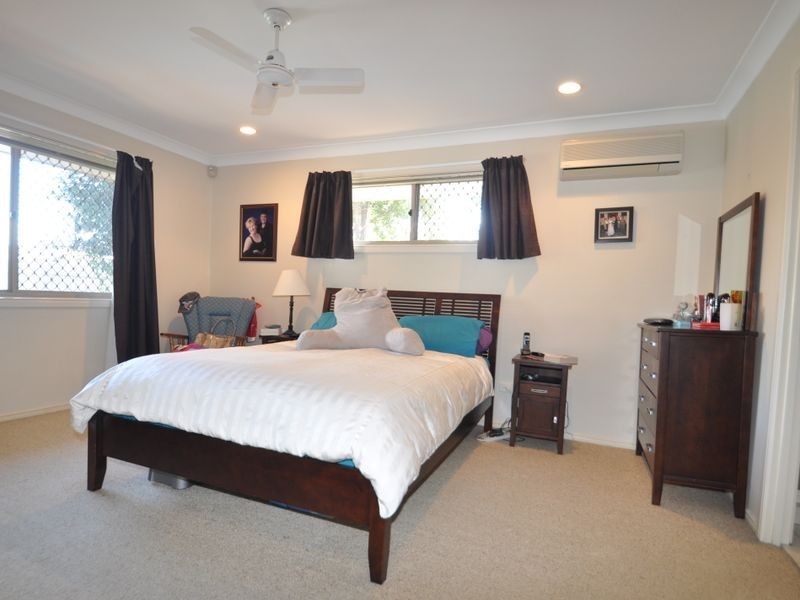45 Scanlen Crescent, Wynnum West QLD 4178