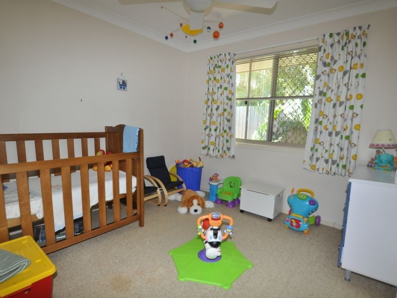 45 Scanlen Crescent, Wynnum West QLD 4178