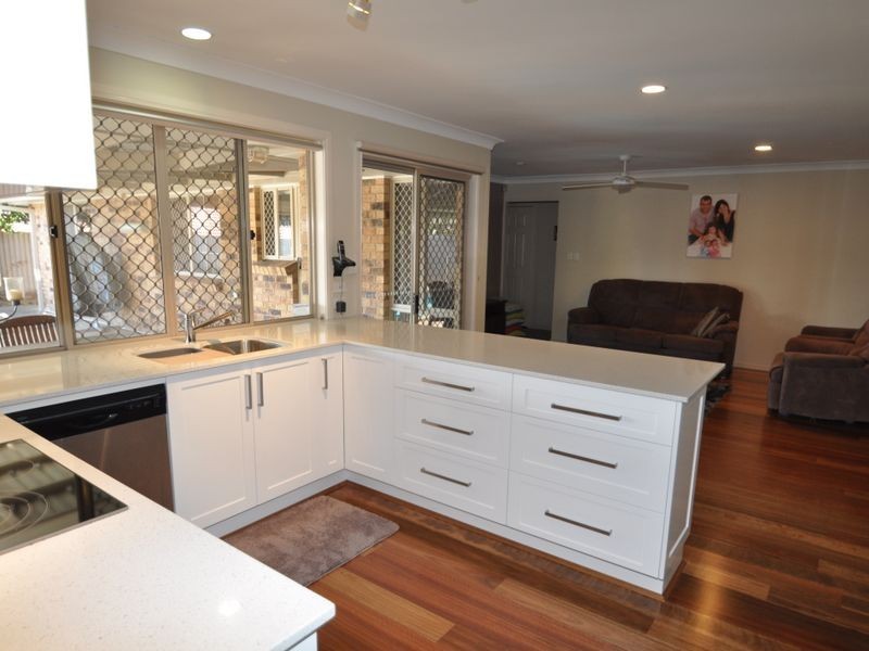 45 Scanlen Crescent, Wynnum West QLD 4178
