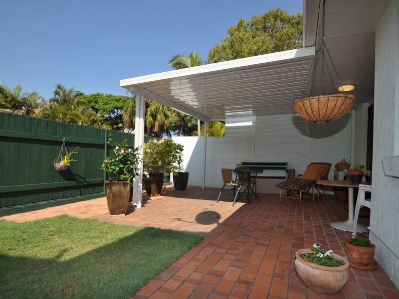 2/12 Edith St, Wynnum QLD 4178