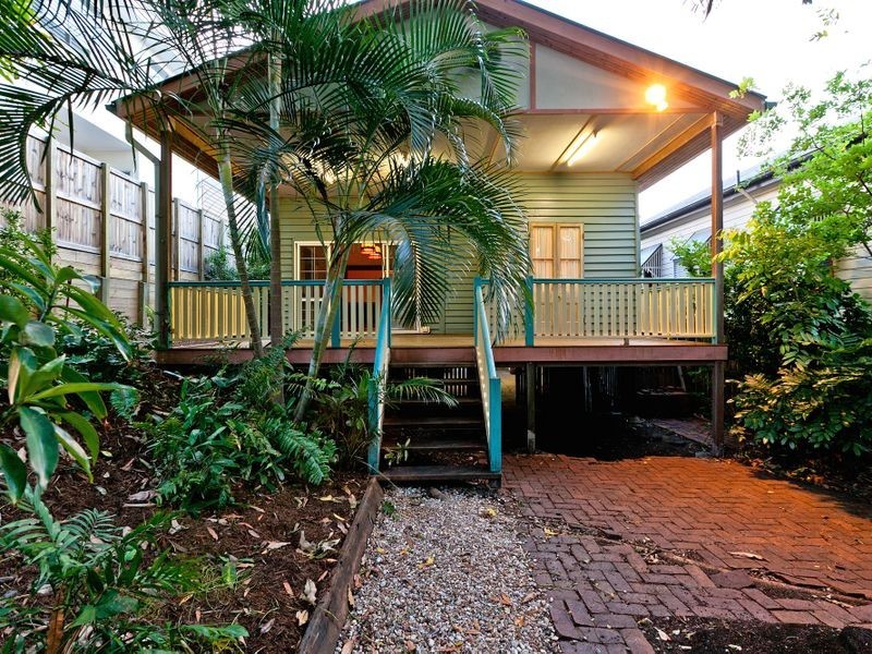 51 Harrison Street, Bulimba QLD 4171