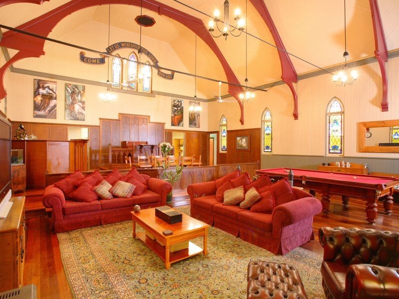 24 Ashton Street, Wynnum QLD 4178