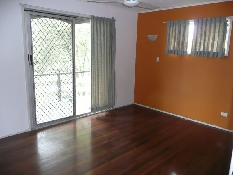 17 Balnave Street, Wynnum West QLD 4178