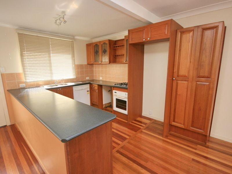 24 Bellew Street, Wynnum QLD 4178