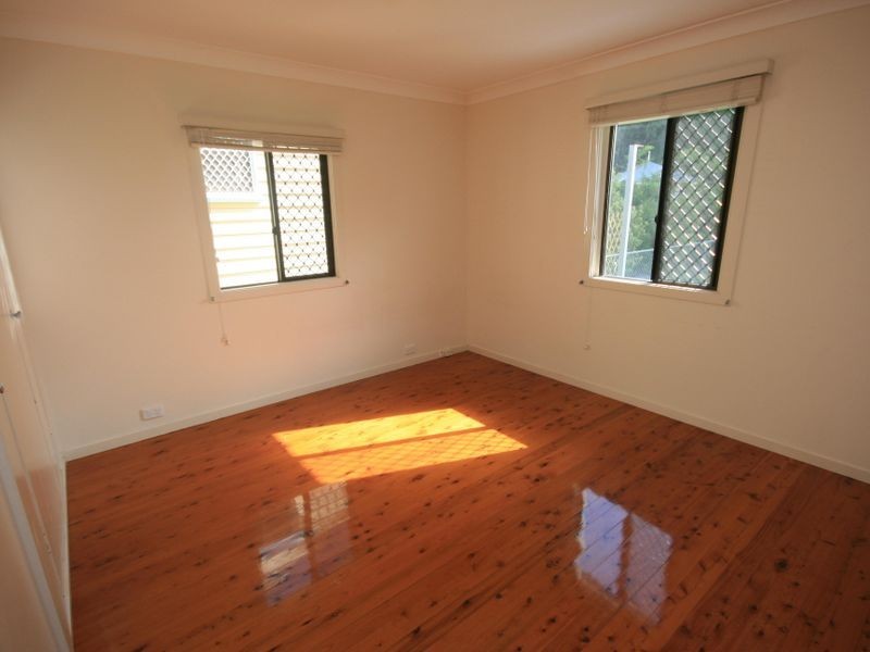 24 Bellew Street, Wynnum QLD 4178