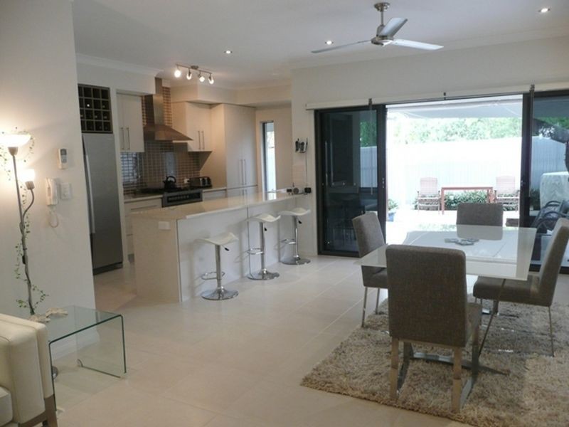 11 Stanley Tce, Wynnum QLD 4178